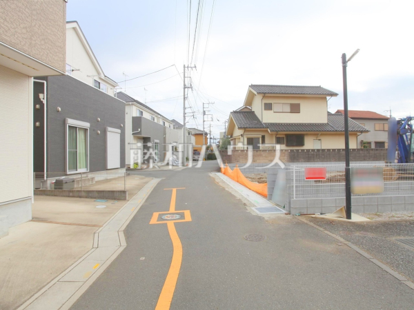 接道状況および現場風景　【新座市馬場１丁目】