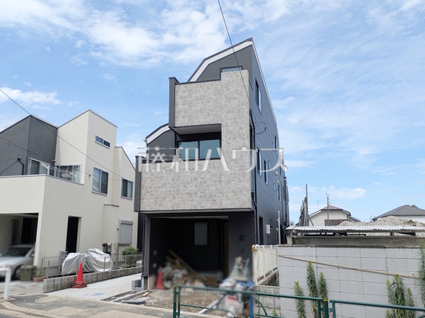 1号棟　物件の事、諸費用の事など、小さな疑問もお気軽にご連絡・ご相談下さい。　【練馬区石神井町８丁目】