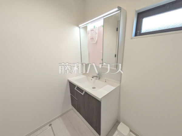 1号棟　洗面室　【東村山市野口町１丁目】