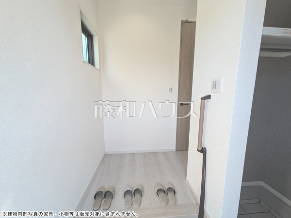 3号棟　玄関　【東村山市野口町１丁目】