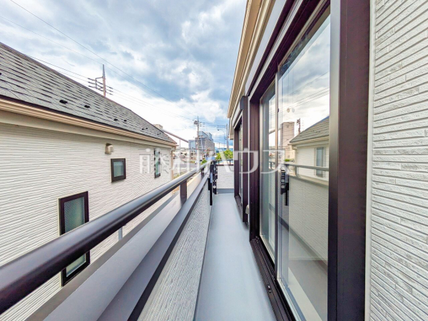E号棟　バルコニー　【昭島市田中町３丁目】
