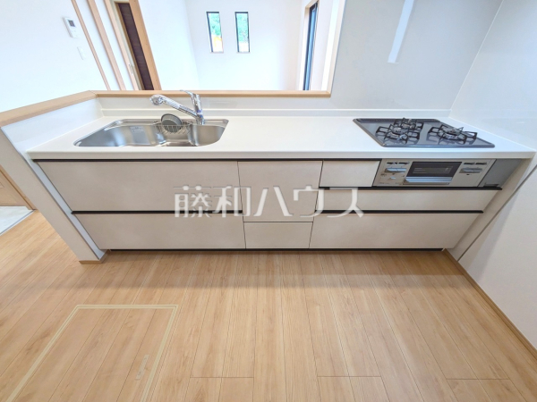 H号棟　キッチン　【昭島市田中町３丁目】
