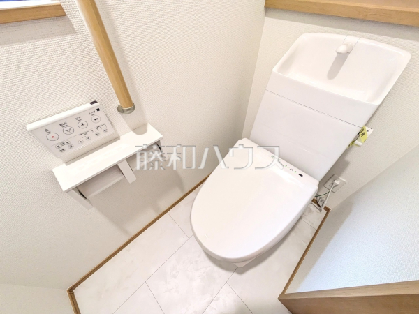 H号棟　トイレ　【昭島市田中町３丁目】