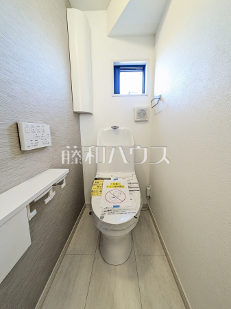 1号棟　トイレ　【東村山市多摩湖町１丁目】