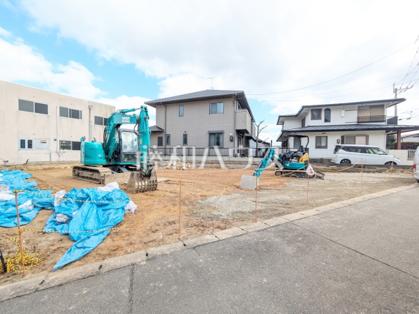 経験豊かなスタッフが分譲地だけでなく学校、スーパー、公園と周辺環境も合わせてご案内致します。　