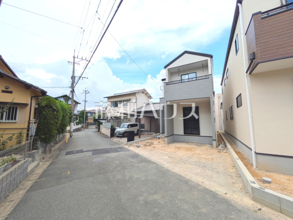 接道状況および現場風景　【福岡市南区和田２丁目】