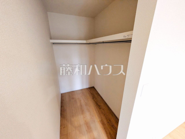 収納　 大容量のウォークインクローゼットでお部屋をスッキリきれいに保てます。 【志木市本町３丁目】