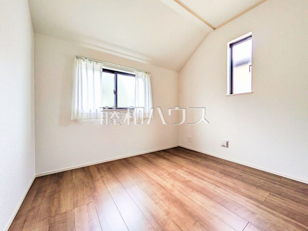 居室　【新座市池田４丁目】