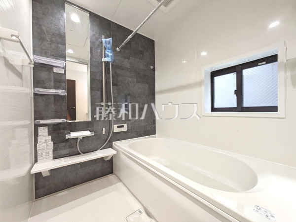 2号棟　浴室　【小平市栄町２丁目】