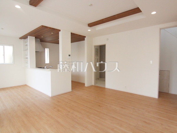 1号棟　リビング　【福岡市南区屋形原３丁目】
