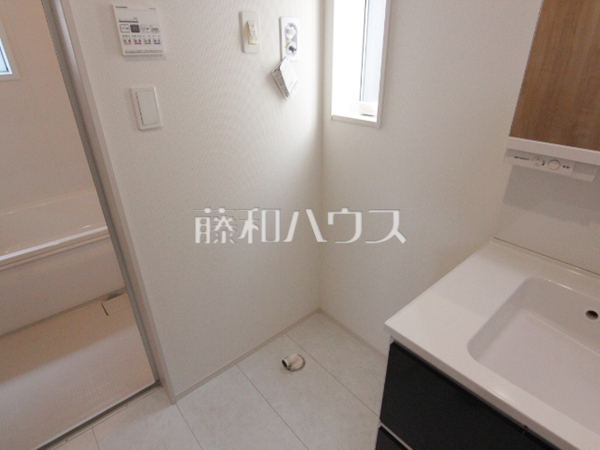 2号棟　洗面室　【福岡市南区屋形原３丁目】