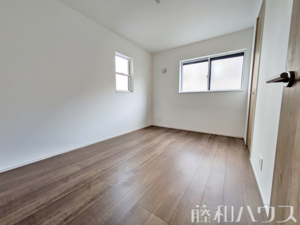 居室　【春日井市朝宮町１丁目】