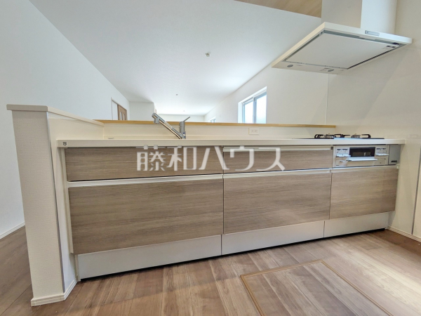 キッチン　【春日井市朝宮町１丁目】