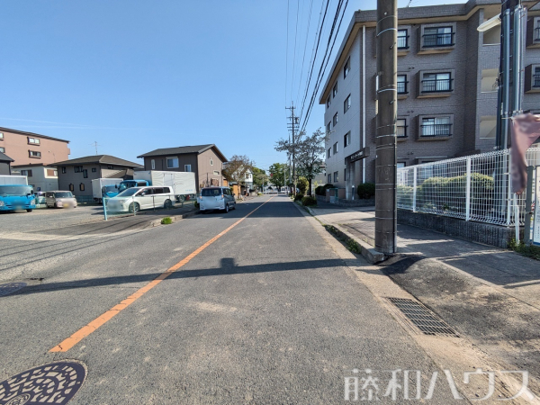 接道状況および現場風景　【春日井市朝宮町１丁目】