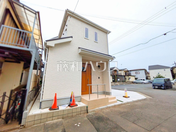 南向きのバルコニーは日差しもたっぷり注ぎ、お洗濯物もよく乾きます。 【新座市石神５丁目】 