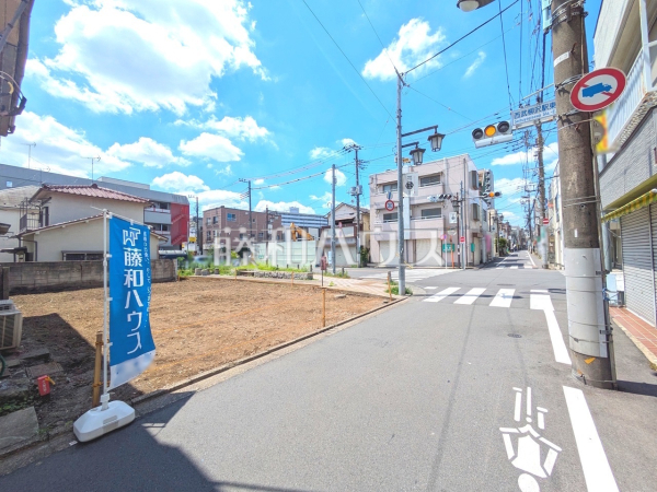 接道状況および現場風景　【西東京市保谷町２丁目】綺麗な整形地のため、思い描いているイメージをカタチにしやすい土地　
