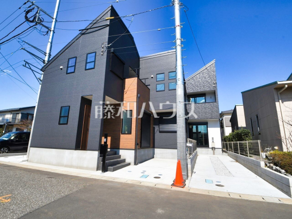 現場風景　【東久留米市滝山５丁目】 堂々完成、いつでもご内覧いただけます！ぜひ実物をご覧いただきたく思います。喜んでご案内いたしますのでお気軽にお問合せ下さい。 