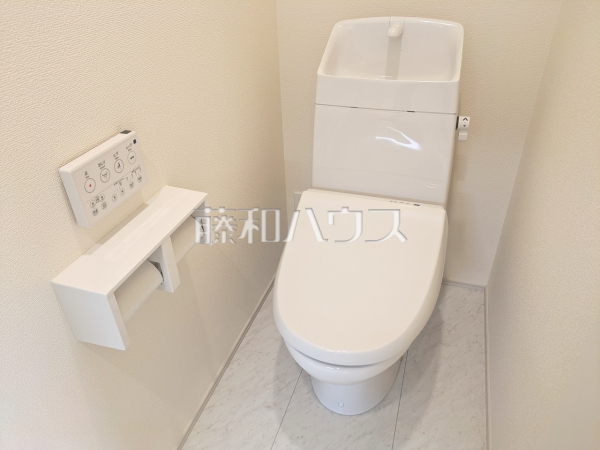 トイレ　【志木市中宗岡５丁目】