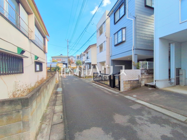 接道状況および現場風景　【富士見市関沢３丁目】
