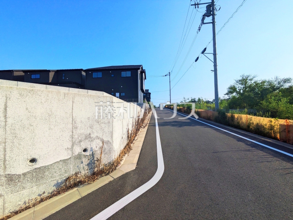 接道状況および現場風景　【稲城市東長沼】