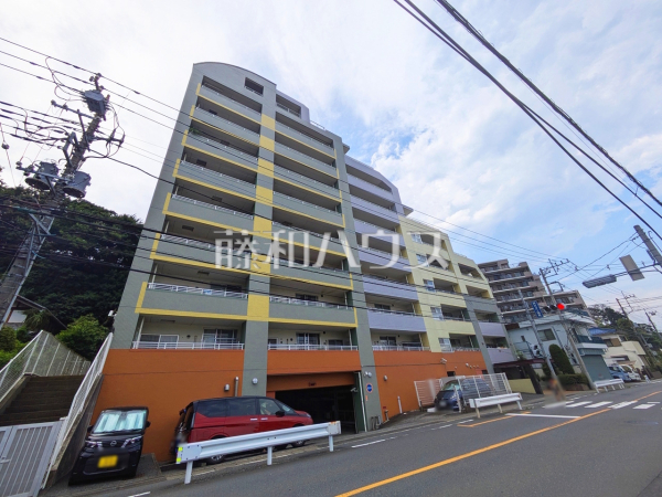 安心のオートロック付きマンション。日々の安全を守ります！ 　【ベルメゾン和光ビュースクエア】