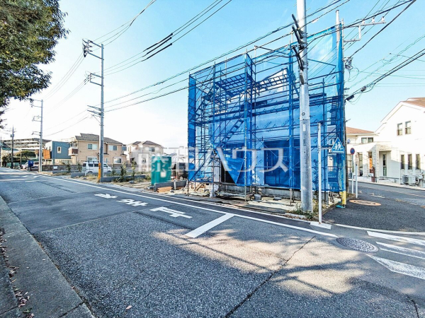 現場風景　　【東大和市立野３丁目】 周辺環境はもちろん、日当たりや設備仕様など、実際に行ってみないと分からないことも多くございます。営業担当がご案内いたしますので、お気軽にお問い合わせください。 