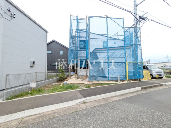 6号棟　約7.5mの道路に面しており、車の出し入れがしやすい敷地です。　【東大和市立野３丁目】