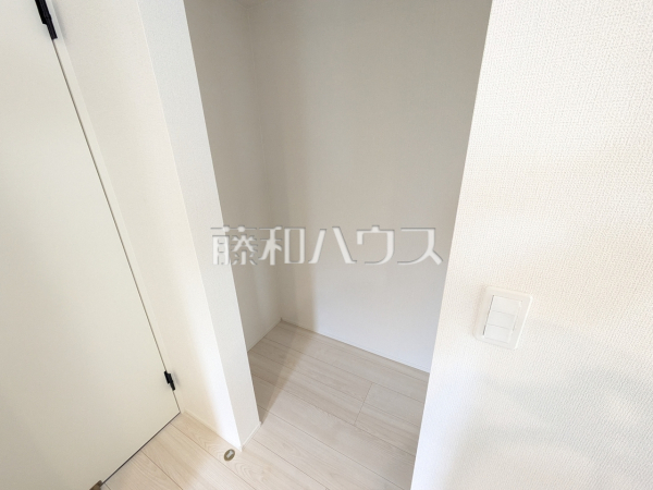 1号棟　収納　【春日井市高蔵寺町６丁目】