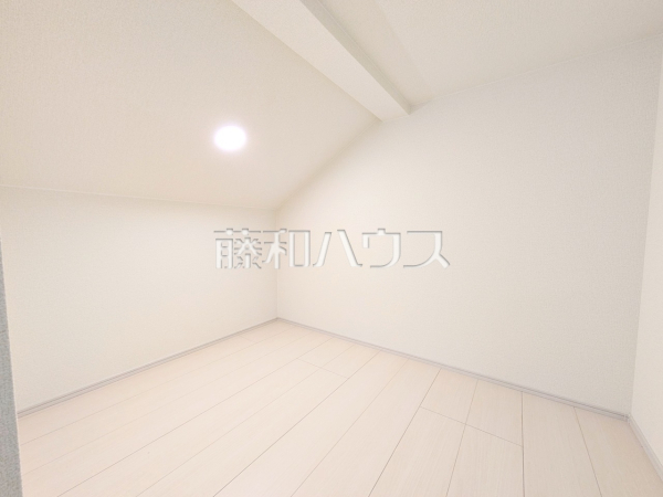 2号棟　グルニエは、シーズンオフの荷物もたっぷり収納できます。　【八王子市散田町４丁目】