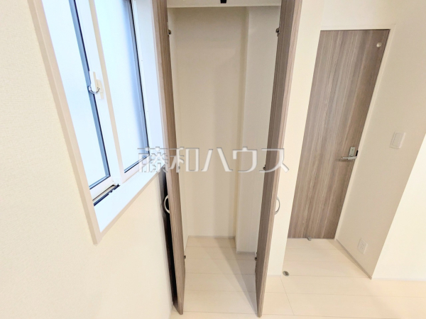 2号棟　収納　【八王子市散田町４丁目】