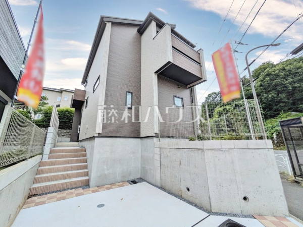 3号棟　外観　【八王子市散田町４丁目】建物完成済のため、いつでもご内覧可能です。　
