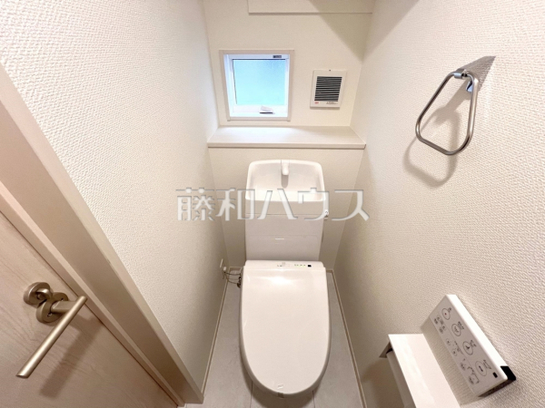 1号棟　トイレ　【福岡市南区長住３丁目】