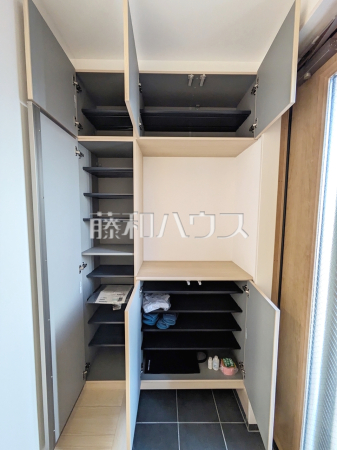 玄関収納　【練馬区東大泉７丁目】