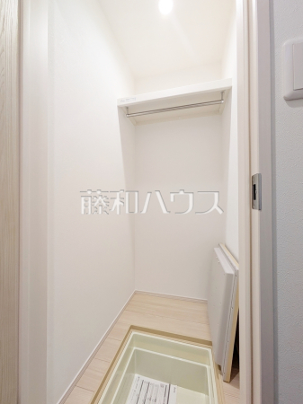 収納　【練馬区東大泉７丁目】