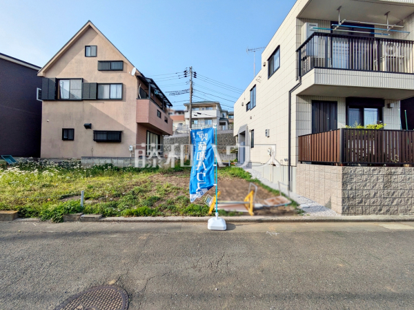 外観　【志木市本町３丁目】2方向の道路に面した土地につき、開放感や明るさを感じることができます。
