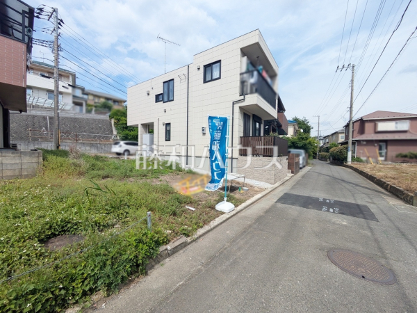 南向きのバルコニーは日差しもたっぷり注ぎ、お洗濯物もよく乾きます。 　【志木市本町３丁目】