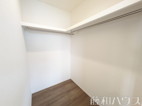 2階ホールWIC　【小牧市新町１丁目】