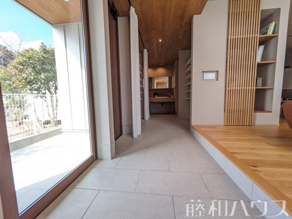 マルチエントランス　【春日井市高座町】