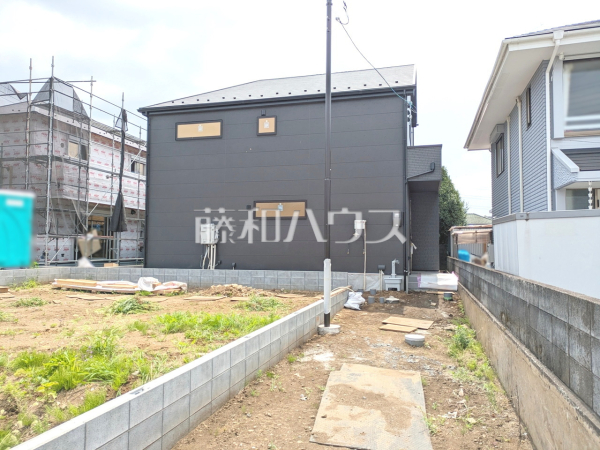 B号棟　外観　【武蔵村山市岸１丁目】見学はしたいけど、なかなか時間が取れない・・・そんな方に出勤前や仕事終わりにマイホームを見学できるサポートをいたします！