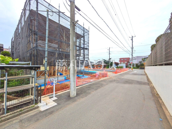 接道状況および現場風景　【武蔵村山市岸１丁目】