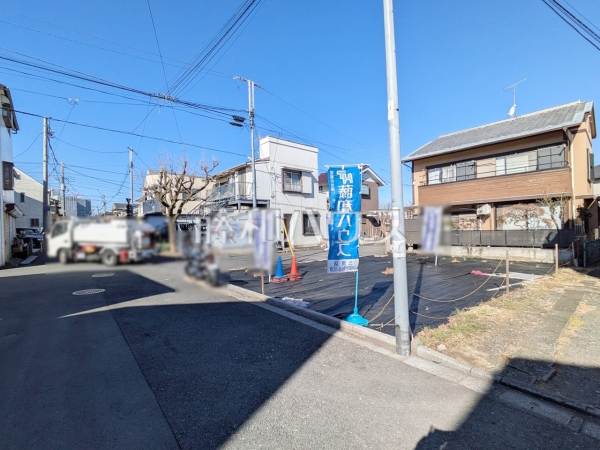 接道状況および現場風景　【三鷹市上連雀５丁目】