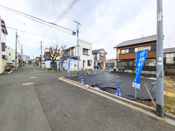 接道状況および現場風景　【三鷹市上連雀５丁目】