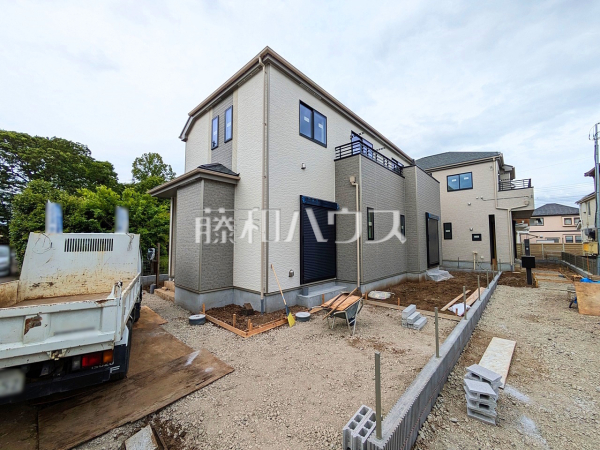 1号棟　外観　【立川市一番町２丁目】
誠心誠意、建築中！是非ご見学のお問合せをお待ちしております！