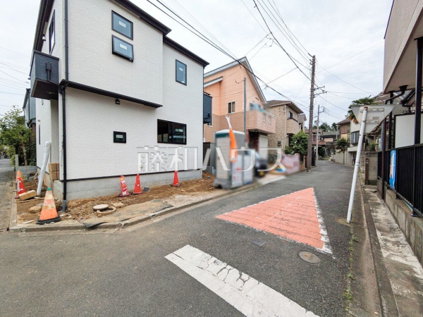 接道状況および現場風景　【新座市野寺２丁目】