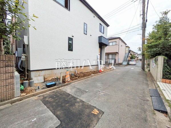 接道状況および現場風景　【新座市野寺２丁目】