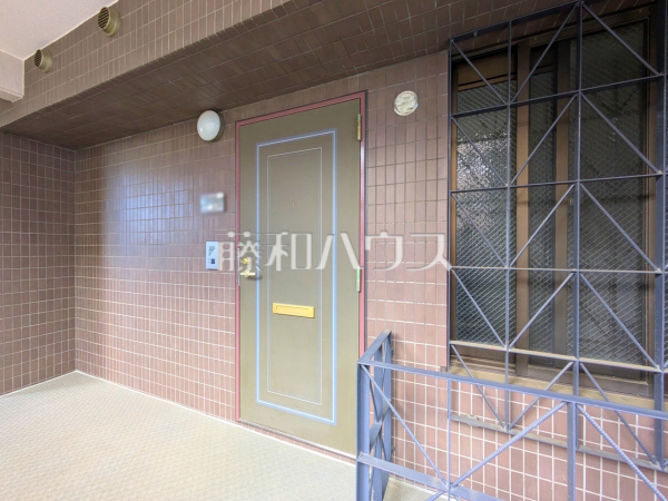 玄関　【ザ・ステイツ志木パークステージ】