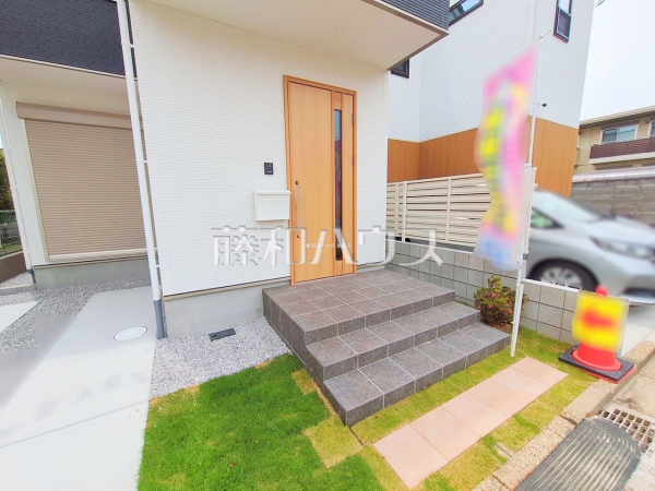 玄関　【富士見市東みずほ台３丁目】