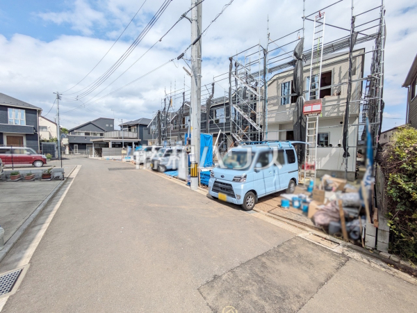 接道状況および現場風景　【立川市砂川町２丁目】お住まい探しは、家の良し悪しだけでなく周辺環境も重要なポイントです。ぜひ一度お客様の目でご覧ください。　