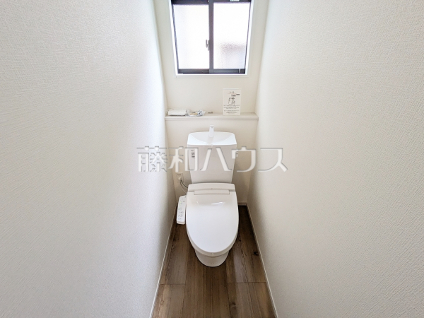 トイレ　【福岡市西区下山門２丁目】