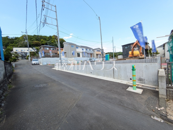 現場風景　【八王子市中山】　我が家に合った暮らしを追及できるフリープランの建築条件付き土地で、夢のマイホームを建築してみませんか？